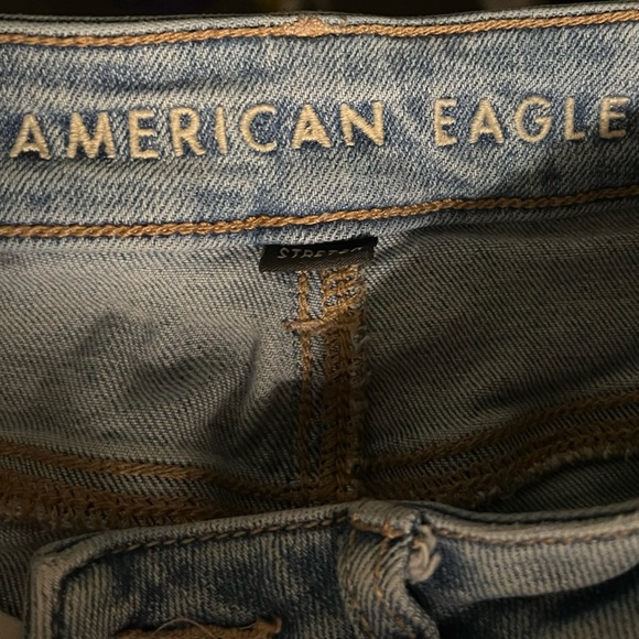 American Eagle Mom Jeans - Size 00 (Light Blue Wash) stretch - Picture 6 of 7